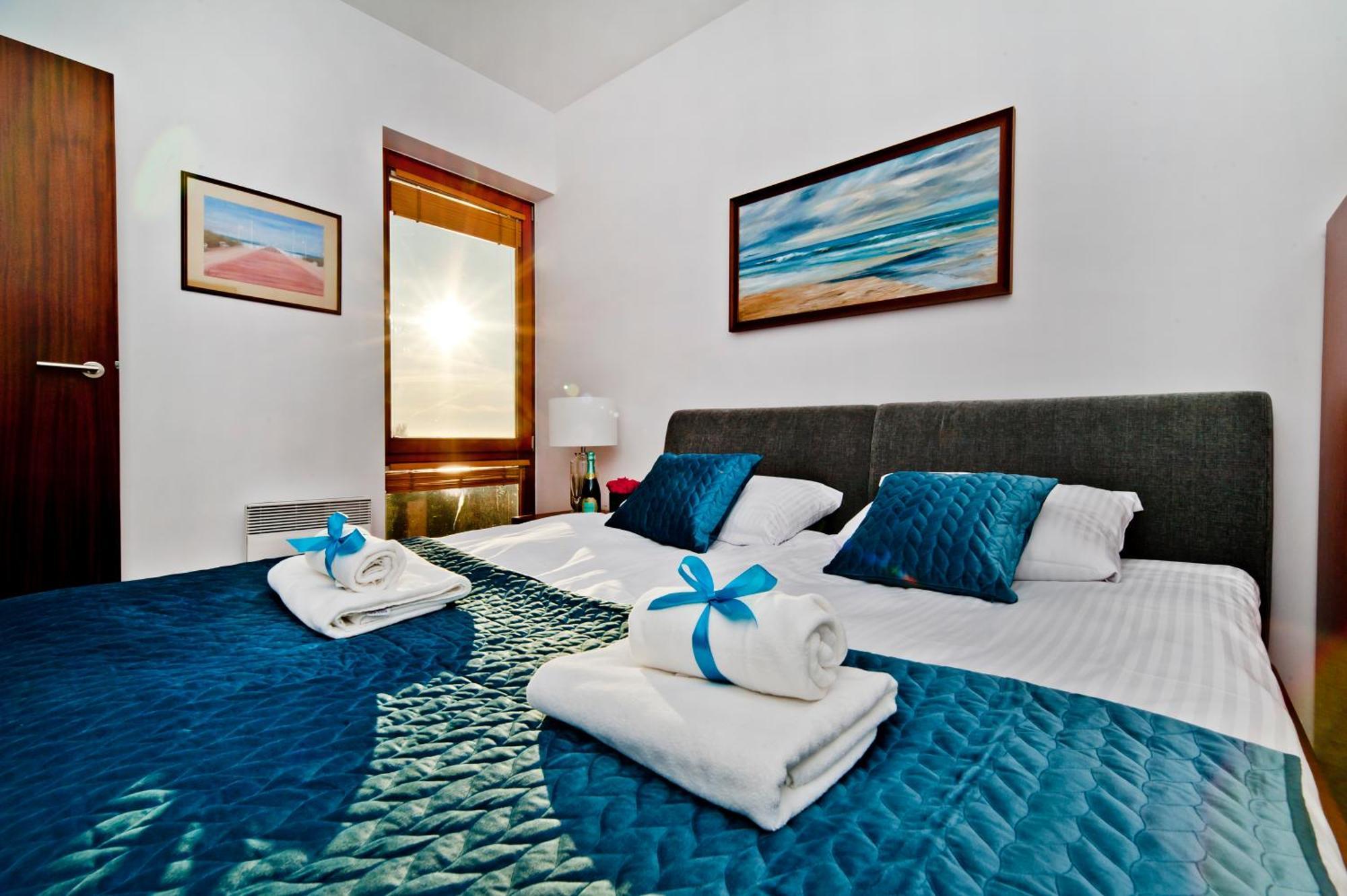Blueapart Apartamenty يوراتا المظهر الخارجي الصورة